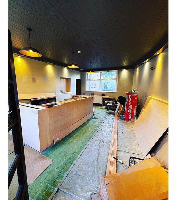 Construction of the handcrafted Bank of Beers bar
